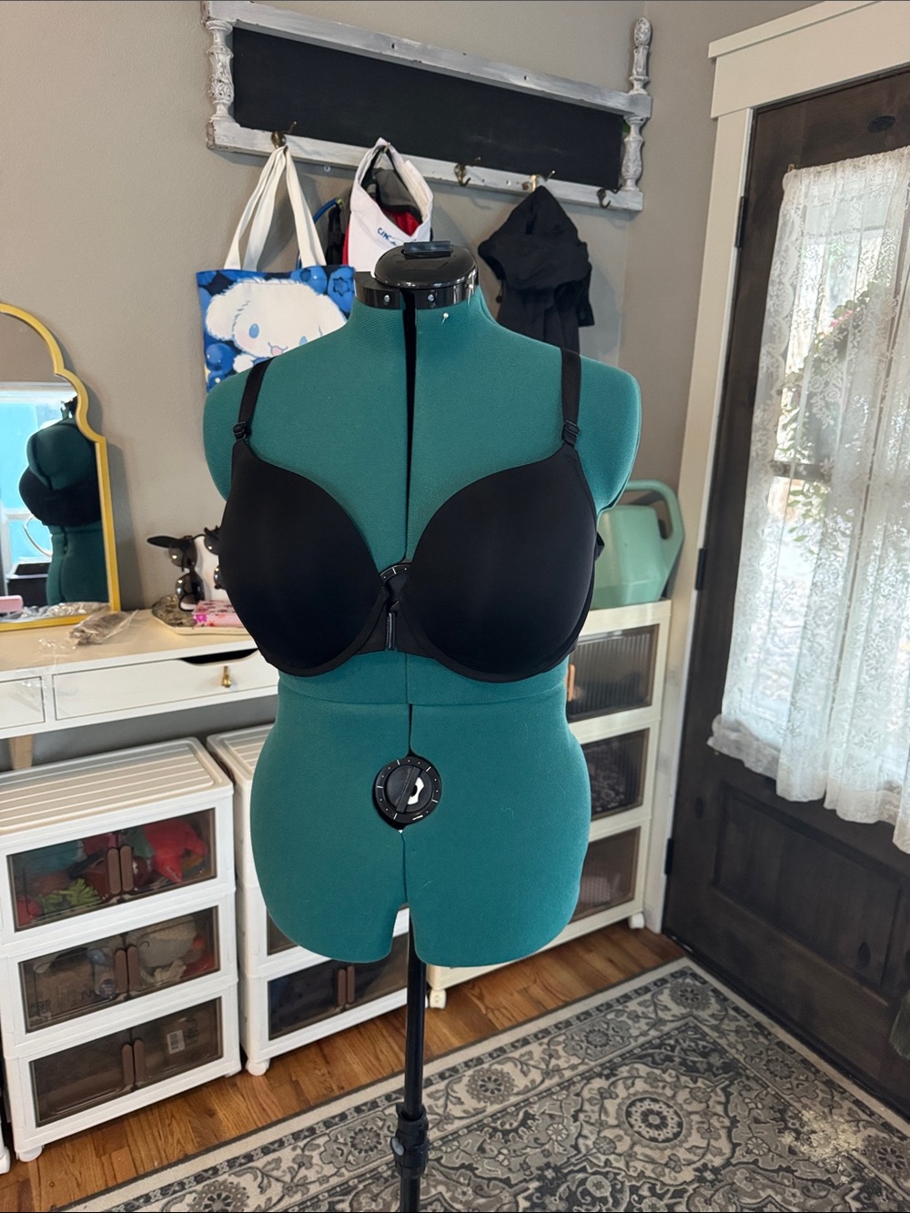 Torrid Curve Front-Close Pushup plunge Bra